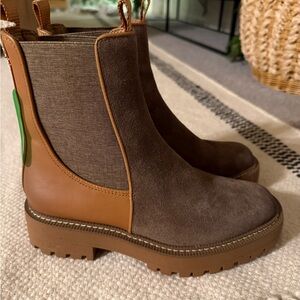 Sam Edelman Laguna Chelsea boots